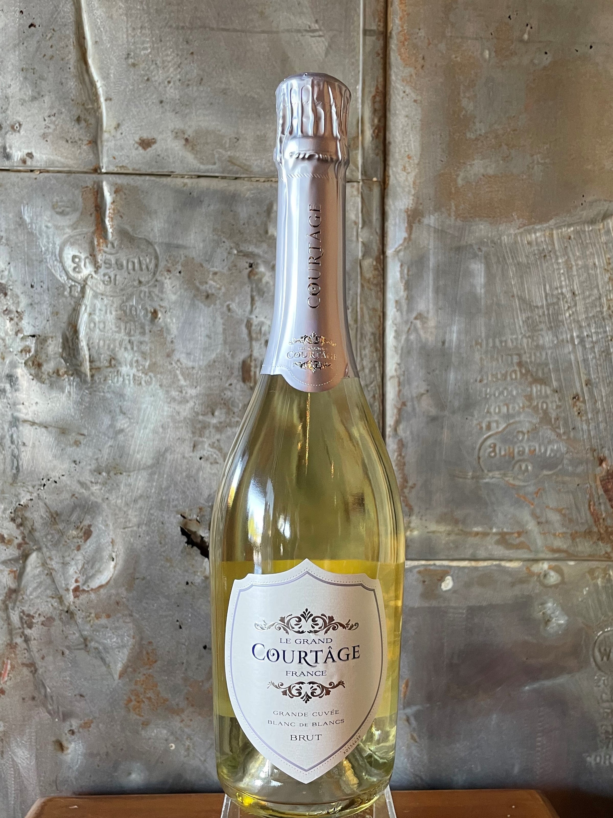 NV Le Grand Courtage Blanc de Blancs Brut Wine Cellars of Annapolis